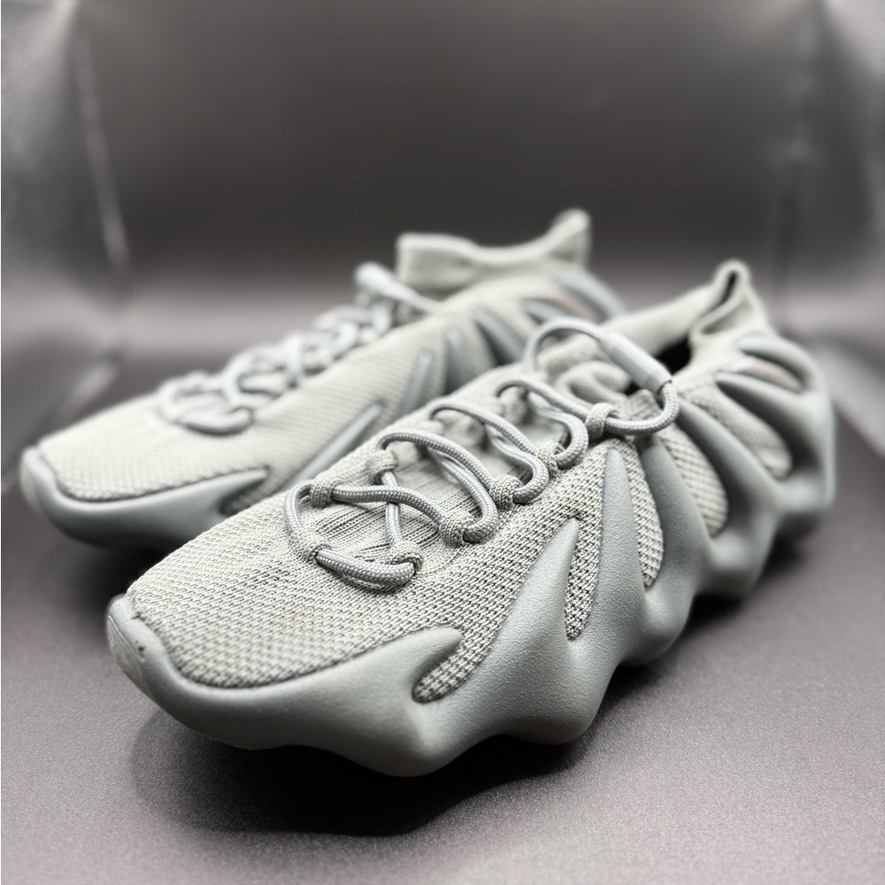 Yeezy 450 Stone Teal Size 7.5M Pre-Owned